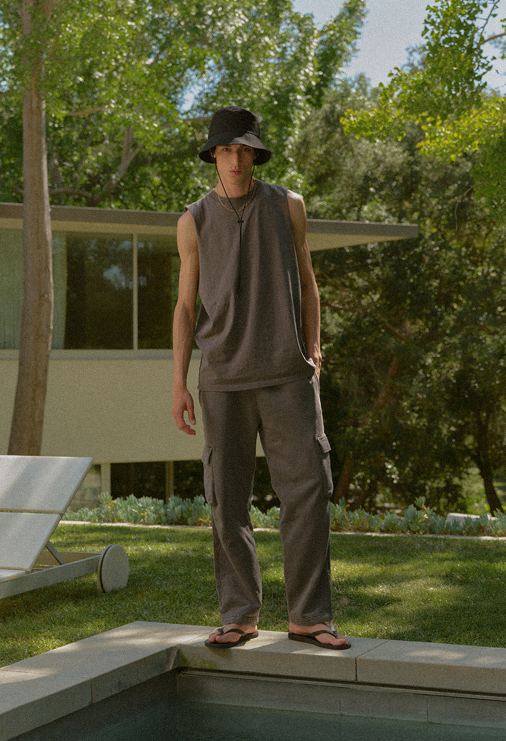 Platoon Cut-Off Tee / Washed Black