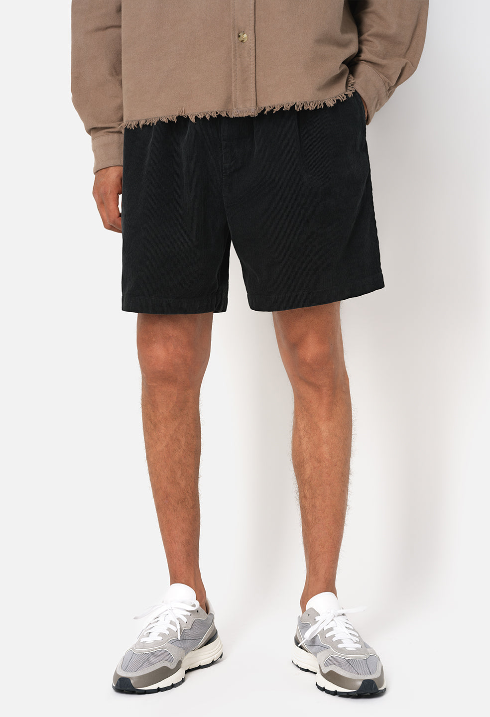 Talladega Corduroy Shorts / Black