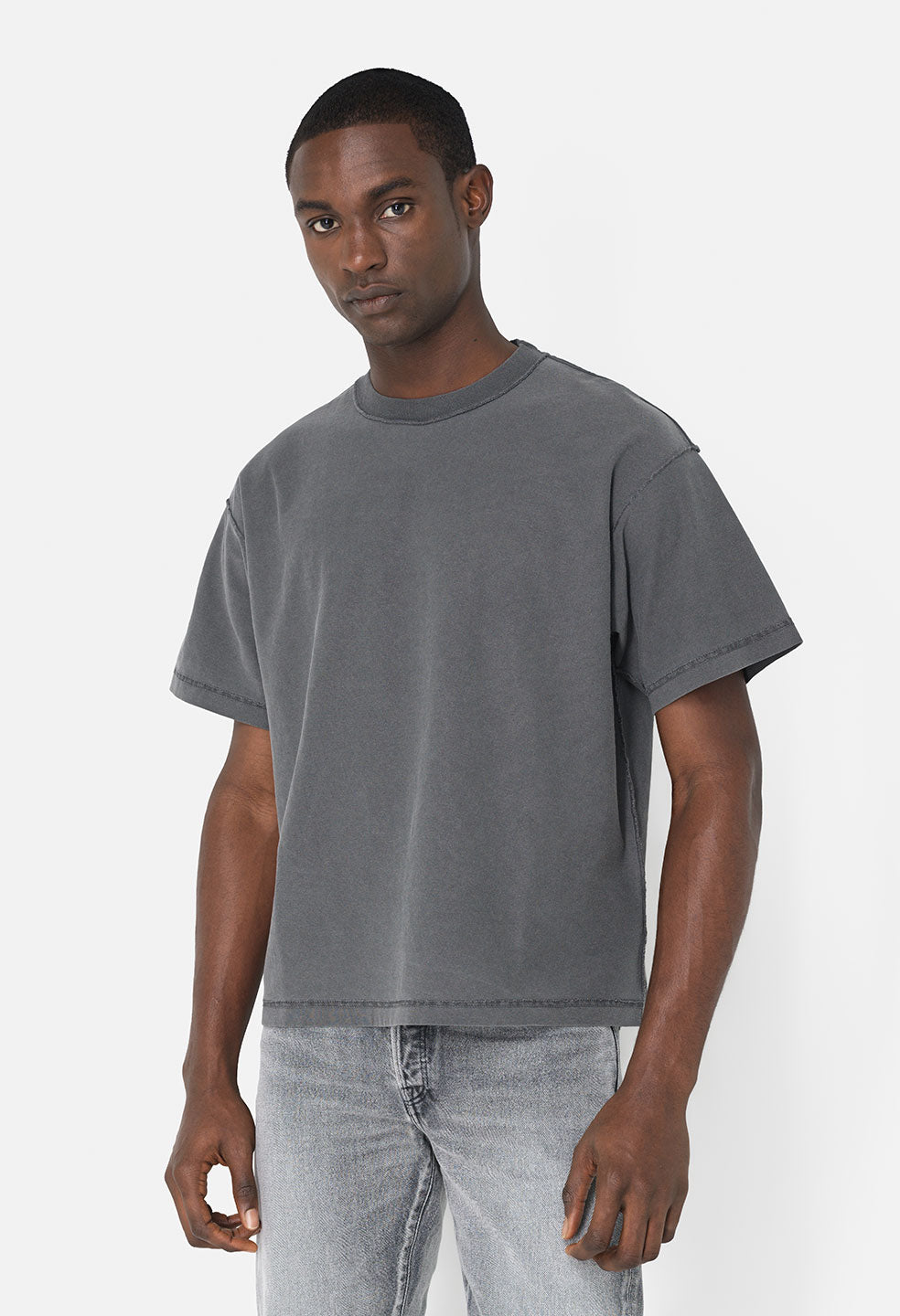 Crop Tees: Ultimate Style Tips for Trendy Summer Looks